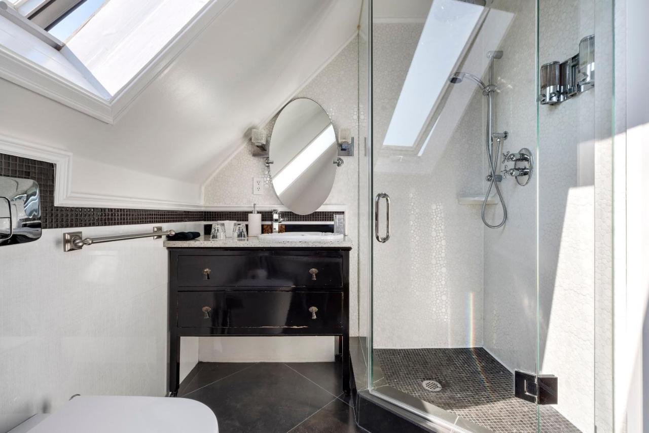 The Ivy On Parker Guest House Vancouver Extérieur photo