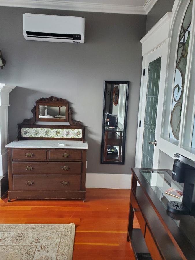 The Ivy On Parker Guest House Vancouver Extérieur photo