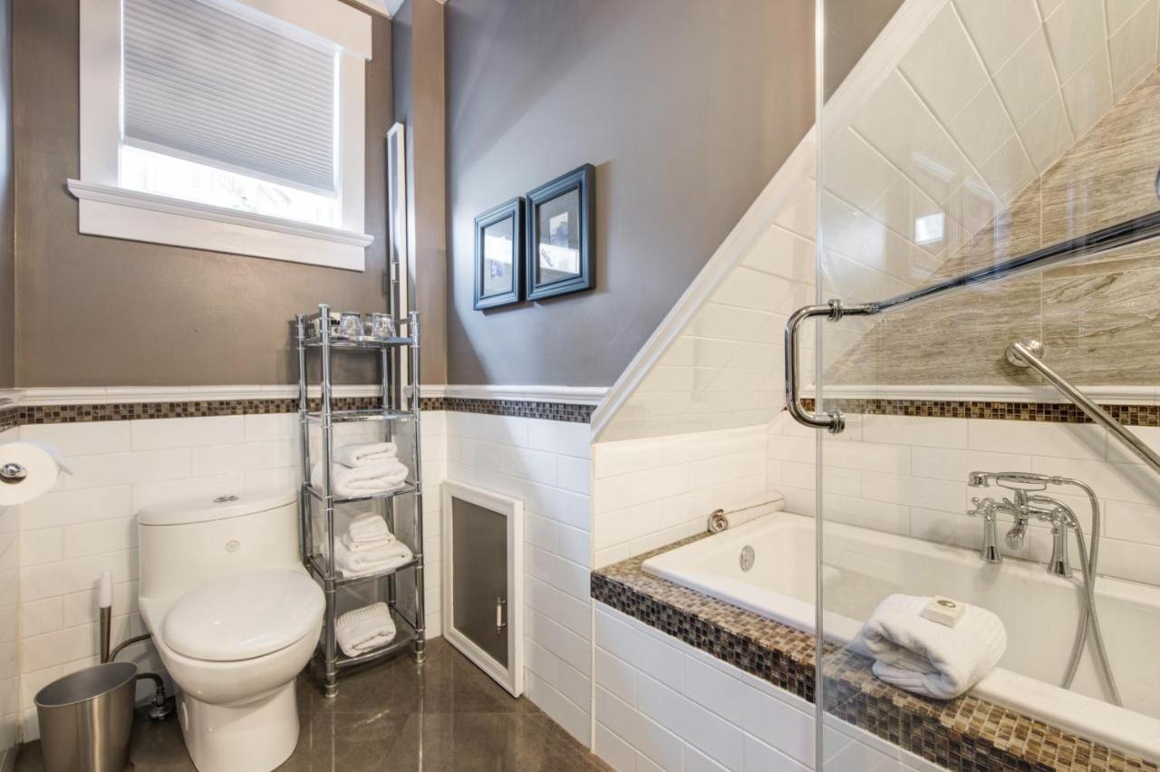The Ivy On Parker Guest House Vancouver Extérieur photo